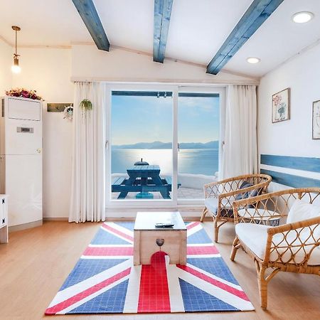 Soulmate Pension Namhae Esterno foto